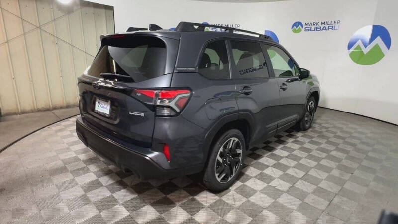 2025 Subaru Forester Premium Hybrid