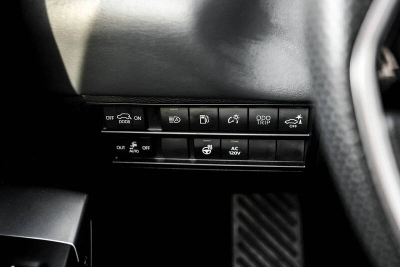 2023 Toyota Sequoia Platinum