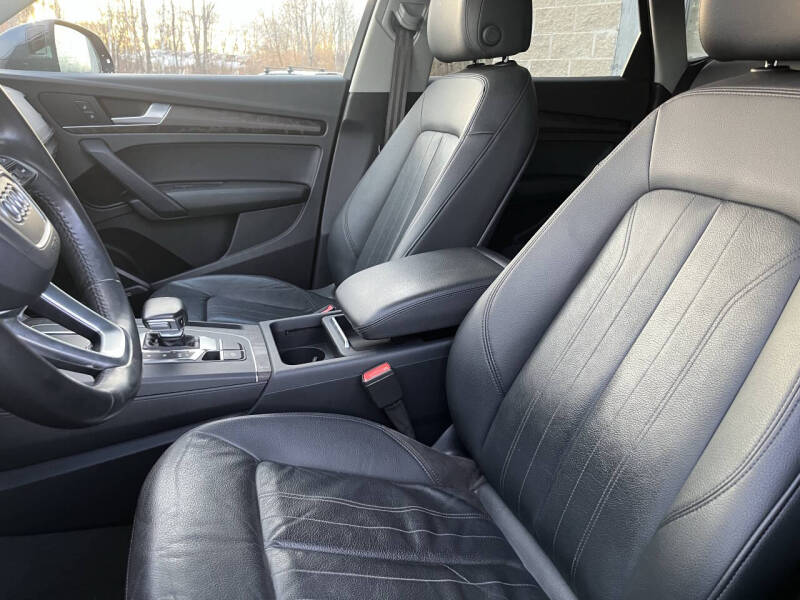 2018 Audi Q5 2.0T quattro Premium Plus