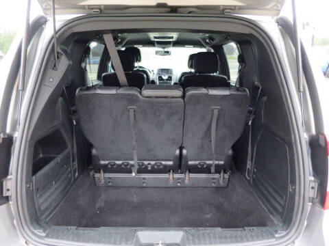 2016 Chrysler Town and Country S