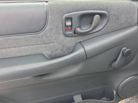 2000 Chevrolet S-10
