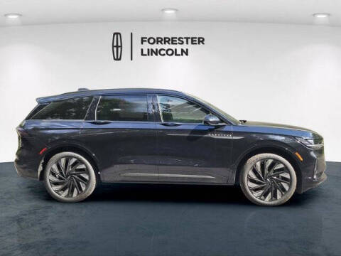 2025 Lincoln Nautilus Reserve