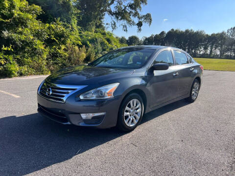 2013 Nissan Altima for sale at JR Motors in Monroe GA