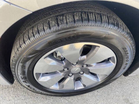2017 Chrysler Pacifica Hybrid Platinum