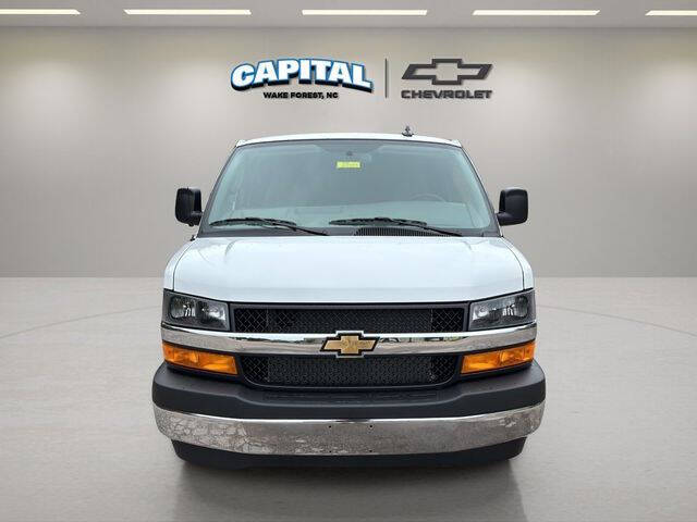 2025 Chevrolet Express 2500