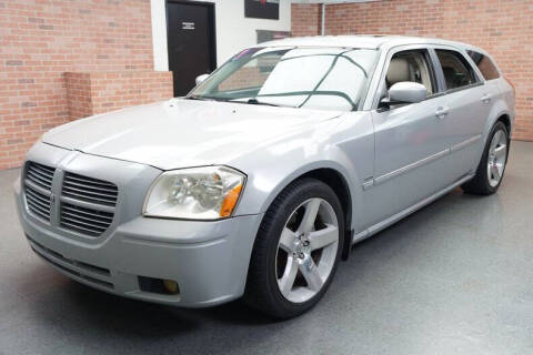 2005 Dodge Magnum RT