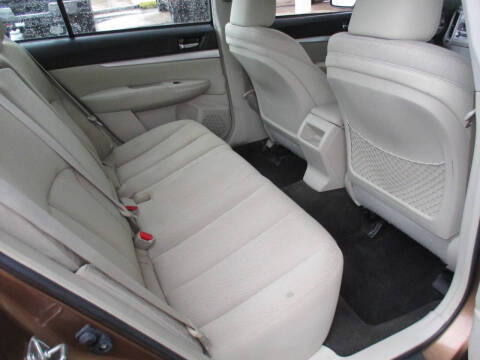 2011 Subaru Legacy 2.5i Premium