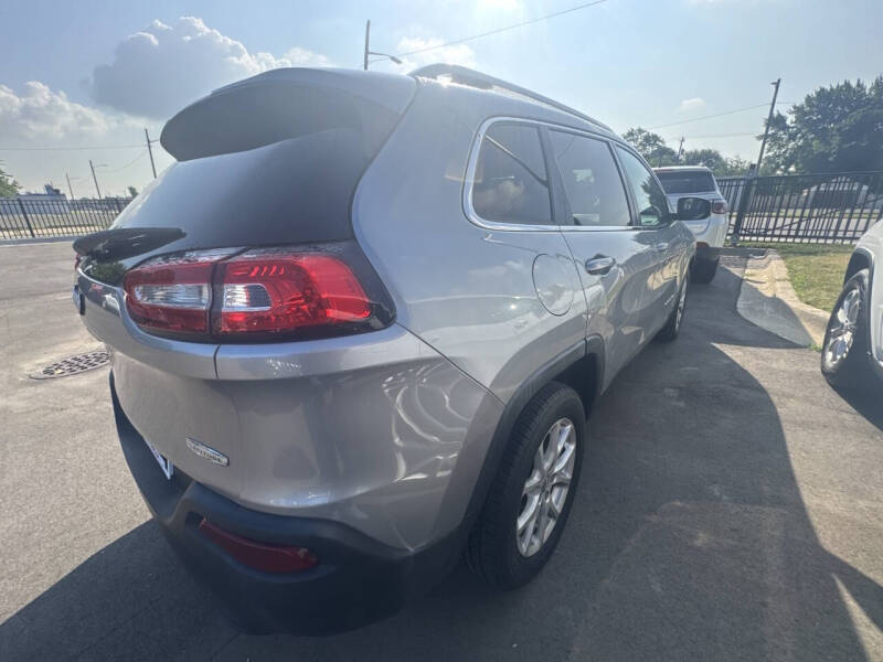 2016 Jeep Cherokee Latitude