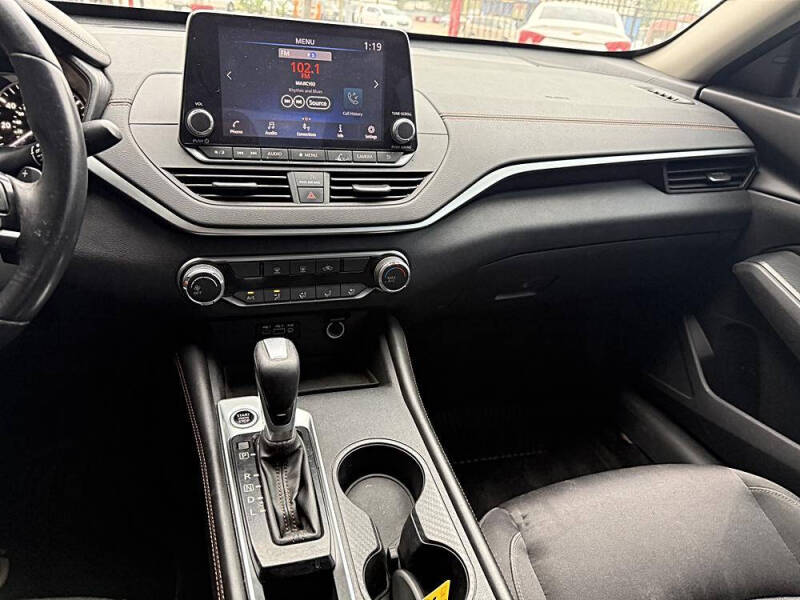 2019 Nissan Altima 2.5 SR