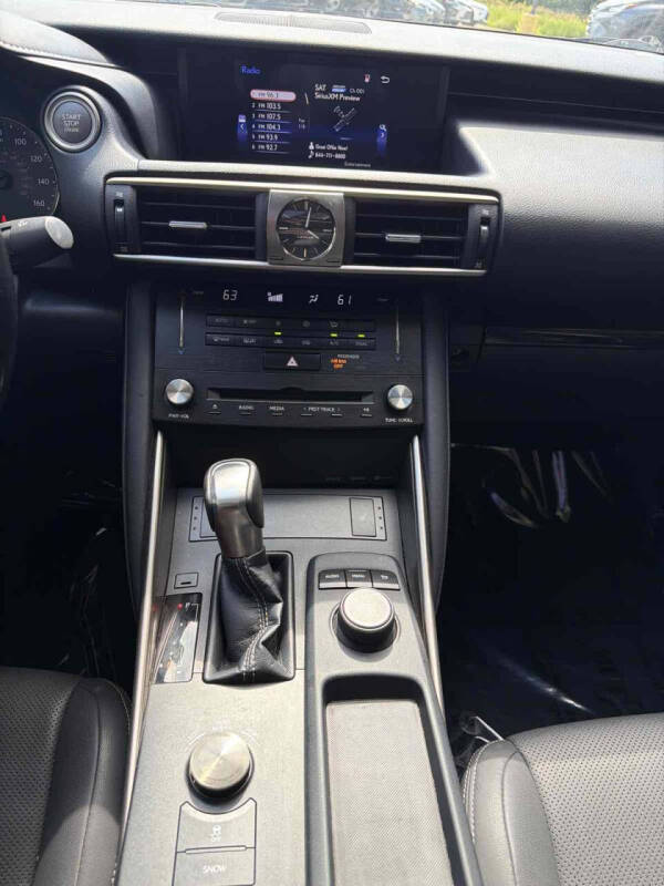 2017 Lexus IS 300