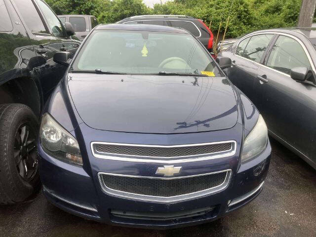 2009 Chevrolet Malibu's photo