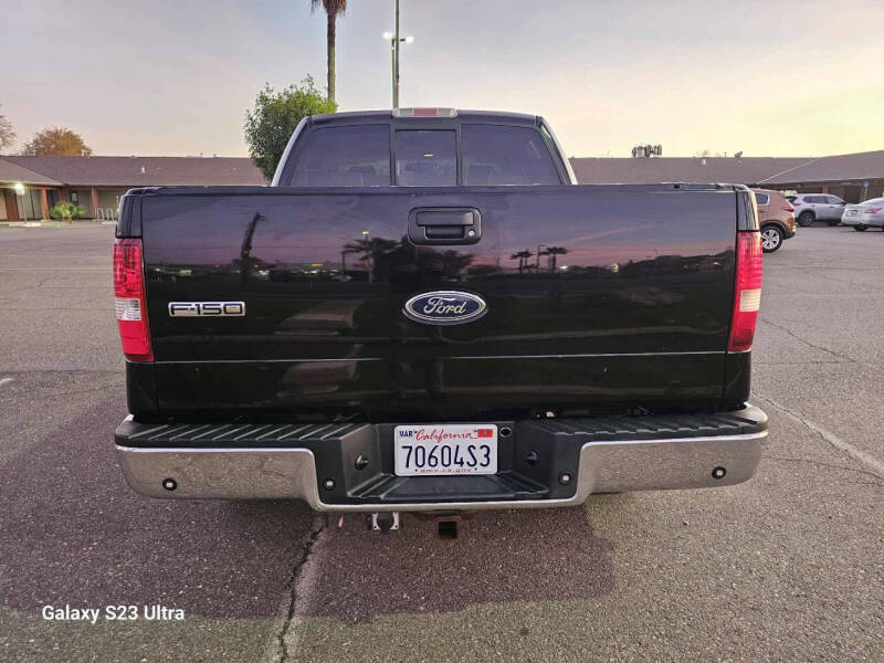 2005 Ford F-150 Lariat