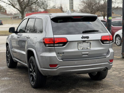 2018 Jeep Grand Cherokee Altitude