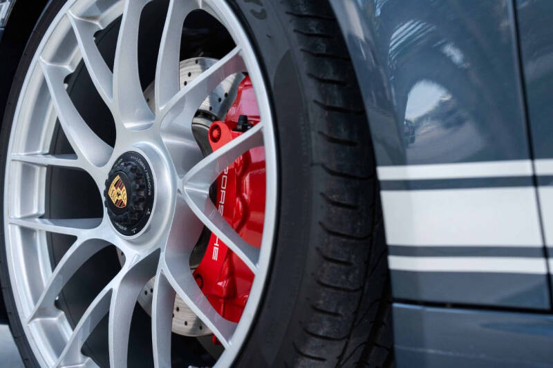 2017 Porsche 911 Carrera GTS