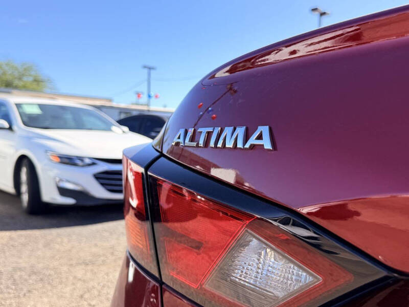 2021 Nissan Altima 2.5 SR