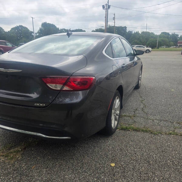 2016 Chrysler 200 Limited