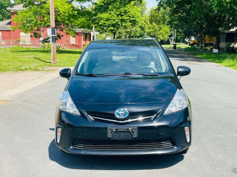 2012 Toyota Prius v Three