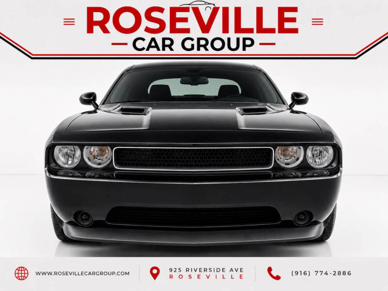 2014 Dodge Challenger SXT's photo