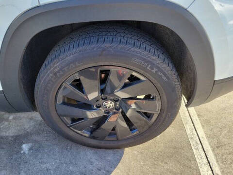 2025 Volkswagen Atlas Cross Sport SE