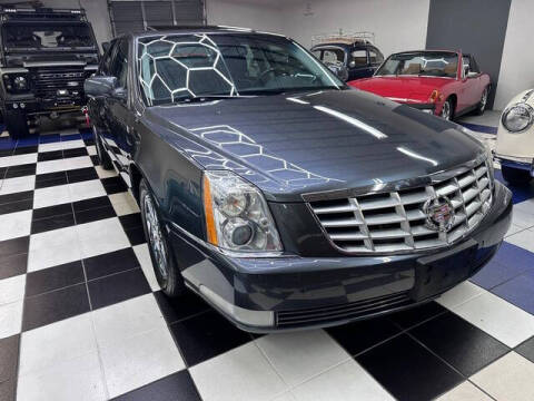2011 Cadillac DTS Luxury Collection