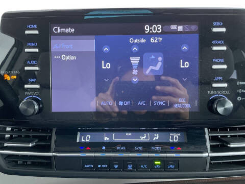 2023 Toyota Sienna LE 8-Passenger