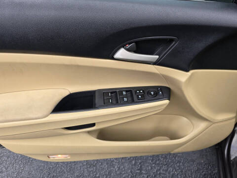 2011 Honda Accord LX-P