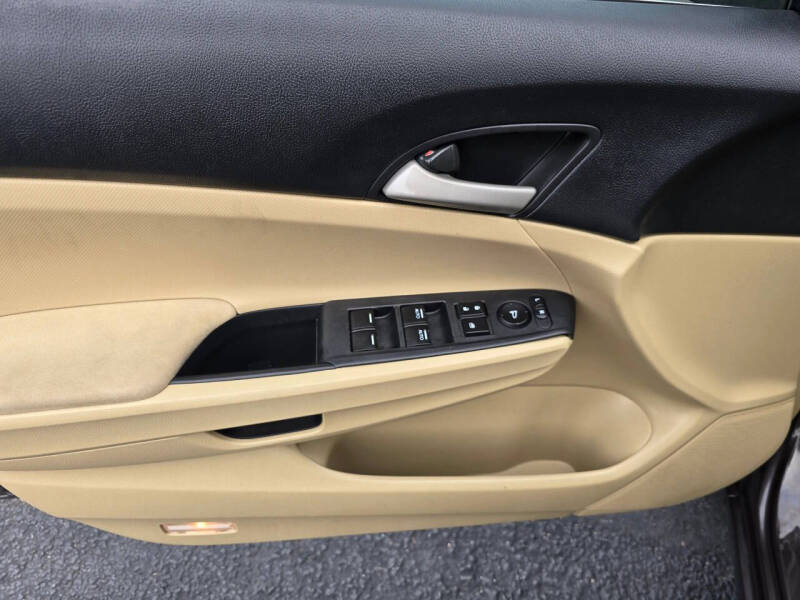 2011 Honda Accord LX-P