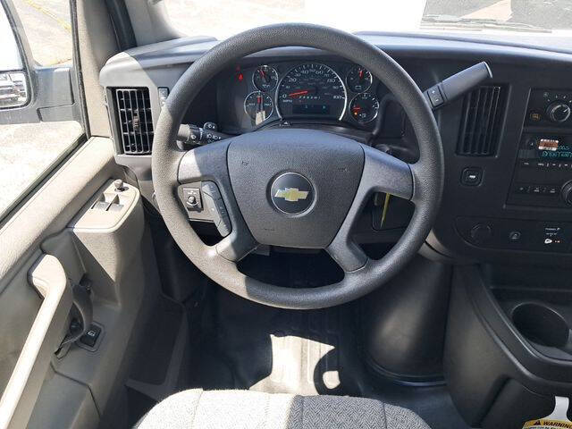 2025 Chevrolet Express 2500