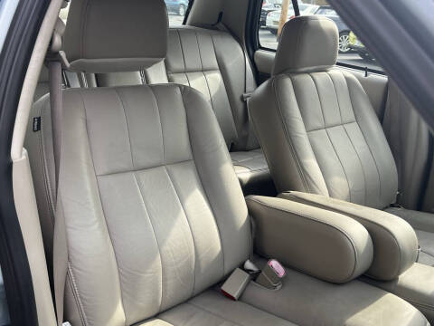 2010 Mercury Grand Marquis LS