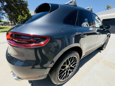 2018 Porsche Macan S