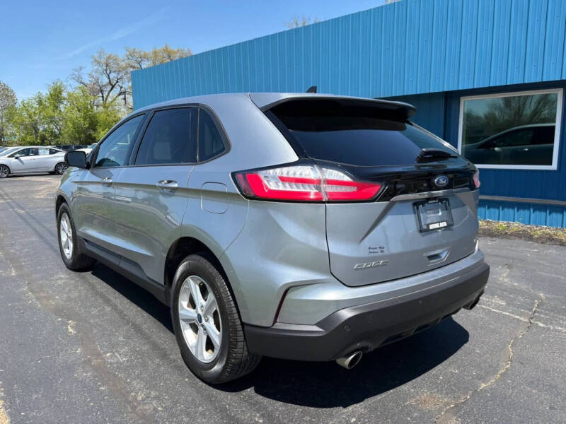 2020 Ford Edge SE