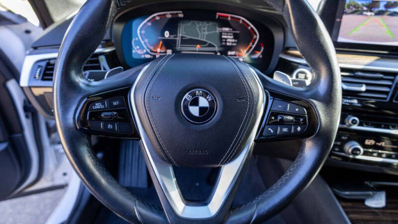 2020 BMW 5 Series 530i