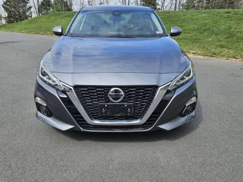 2019 Nissan Altima for sale at SEIZED LUXURY VEHICLES LLC in Sterling VA