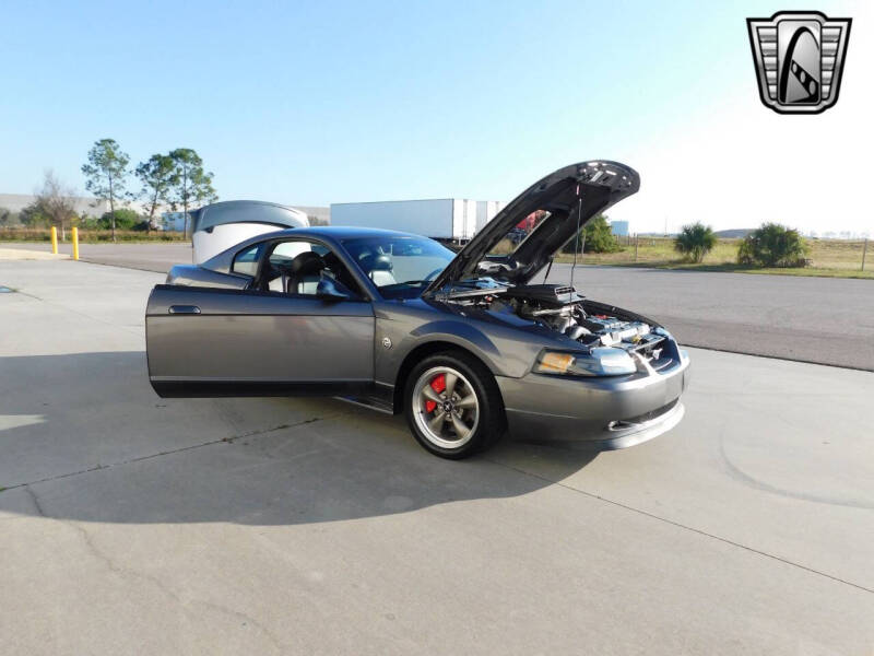 2004 Ford Mustang Mach 1 Premium