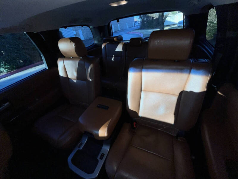 2014 Toyota Sequoia Platinum