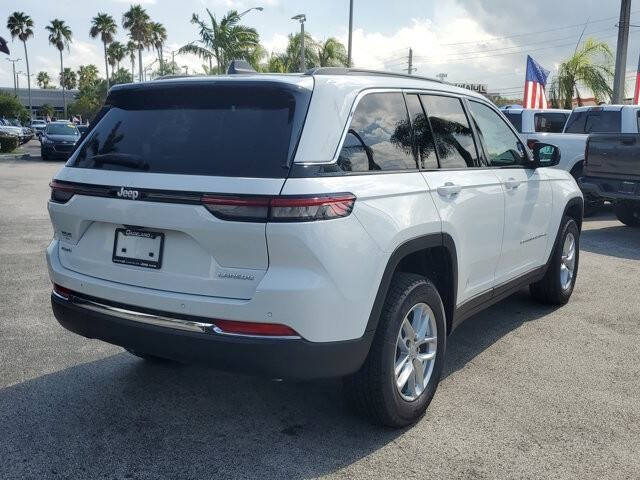 2025 Jeep Grand Cherokee Laredo X