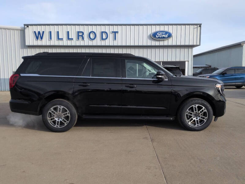2025 Ford Expedition Active's photo