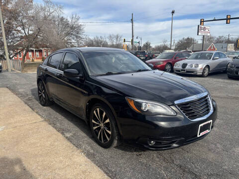 2013 Chrysler 200 Limited