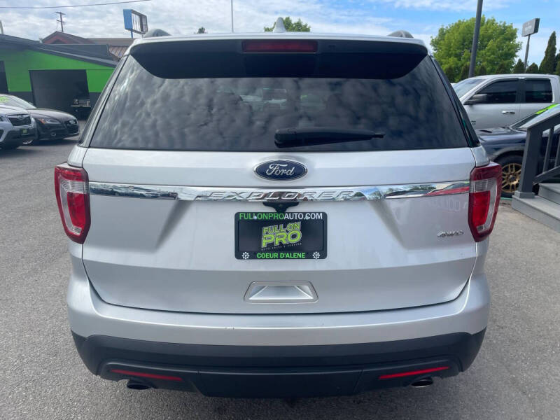 2016 Ford Explorer