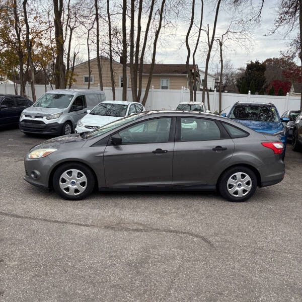 2012 Ford Focus S