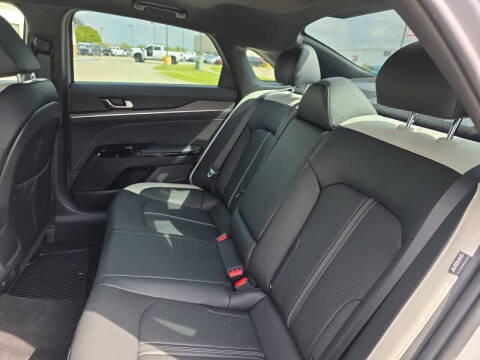 2025 Kia K5