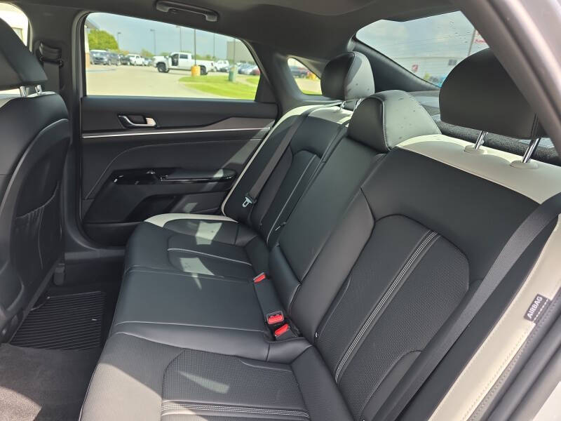 2025 Kia K5