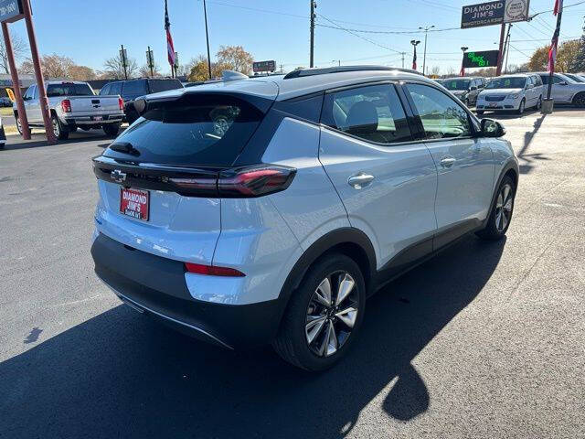 2023 Chevrolet Bolt EUV LT