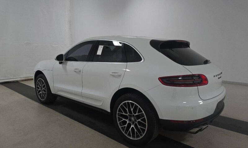 2016 Porsche Macan S