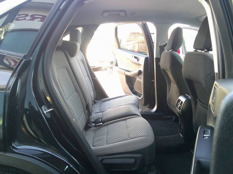 2021 Ford Escape Hybrid SE