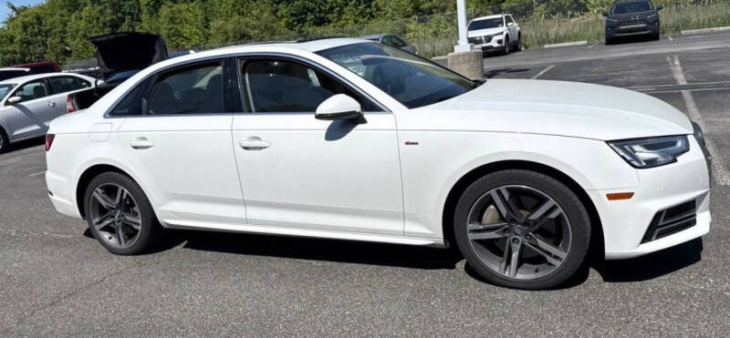 2017 Audi A4 2.0T quattro Premium Plus
