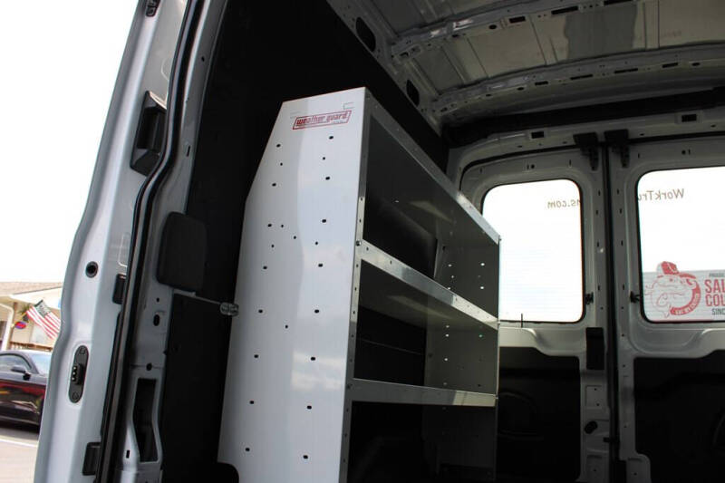 2024 Ford Transit 250