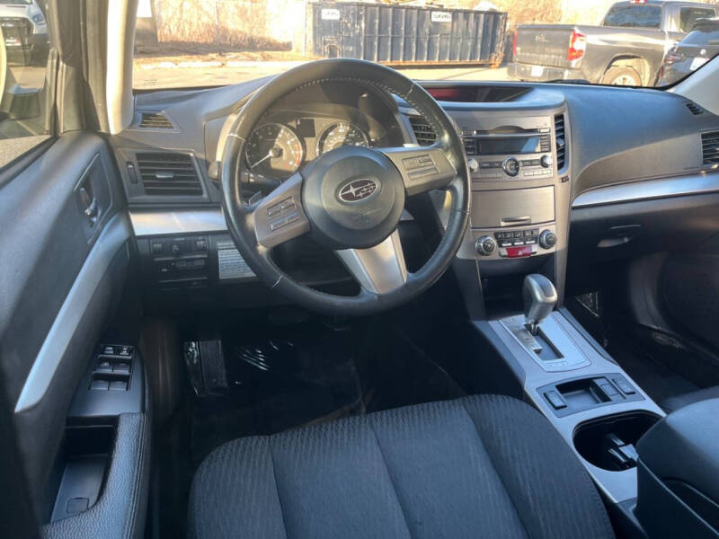 2011 Subaru Outback 2.5i Premium