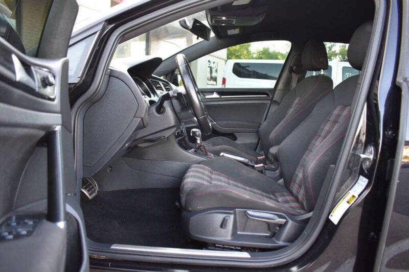 2017 Volkswagen Golf GTI S