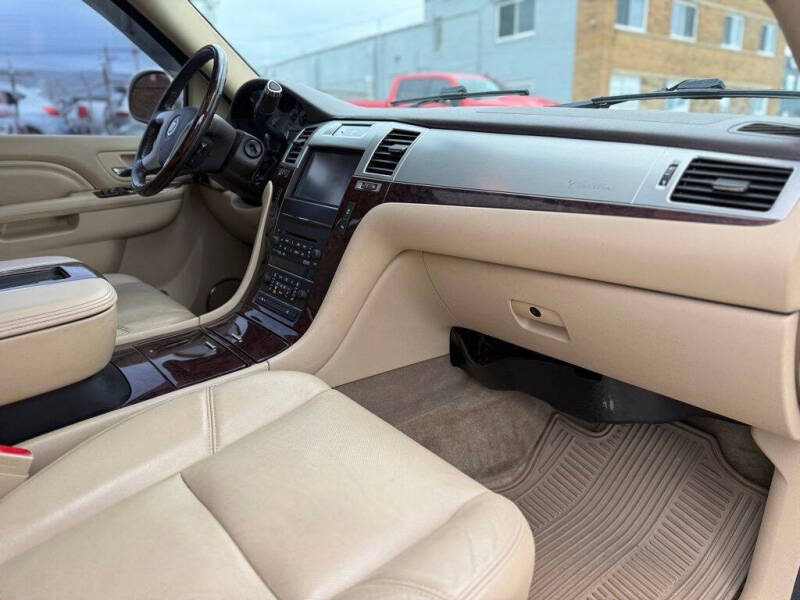 2012 Cadillac Escalade Premium